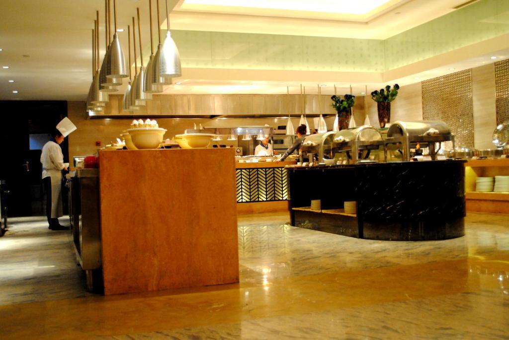 Datong Weidu International Hotel Экстерьер фото